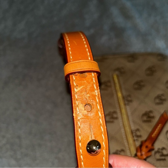 Dooney & Bourke Maxi Quilt Small Kiley Hobo - Picture 2 of 9